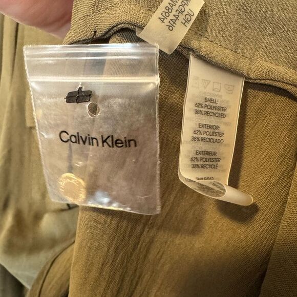 Calvin Klein Green 3/4 Sleeve Button Down Blouse - Picture 9 of 9